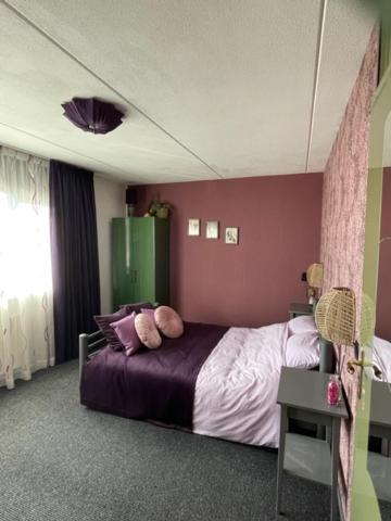 Bed And Breakfast Devijfbees Барендрехт Екстериор снимка