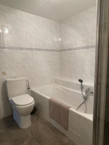 Bed And Breakfast Devijfbees Барендрехт Екстериор снимка