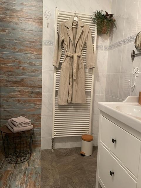Bed And Breakfast Devijfbees Барендрехт Екстериор снимка